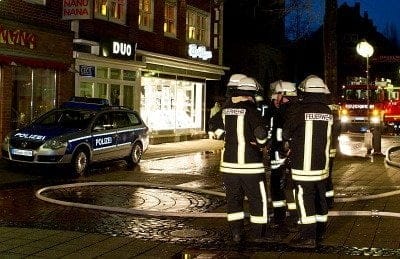 Feuerwehr rettet Mieterin und Hund