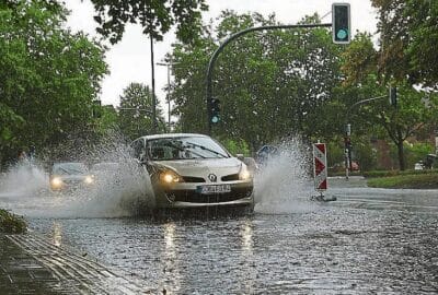 Unwetter legt die Stadt lahm