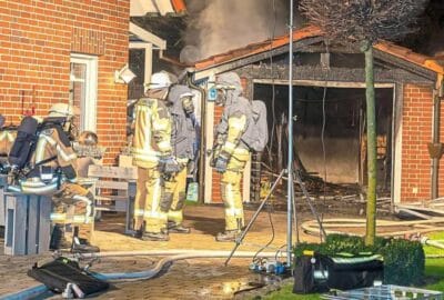 Feuerwehr löscht Garagenbrand in Lette