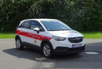 Personenkraftwagen 1-Leiter-1 – Opel Crossland – alt