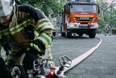 Mülleimer an Bahnhofstraße in Brand